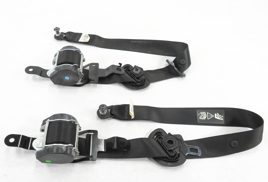 Thumbnail 3: 2007 BMW X5 (E70) REAR 2nd SECOND ROW SEATBELT BUCKLE RETRACTOR SET-2 (BLACK)