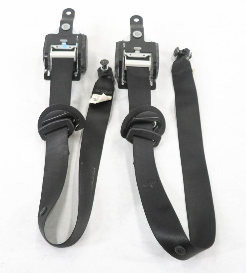 Thumbnail 5: 2007 BMW X5 (E70) REAR 2nd SECOND ROW SEATBELT BUCKLE RETRACTOR SET-2 (BLACK)