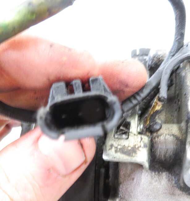 Thumbnail 5: 07-10 BMW X5 (E70) 3.0L ADAPTIVE DRIVE ACTIVE SUSPENSION - A/C COMPRESSOR PUMP