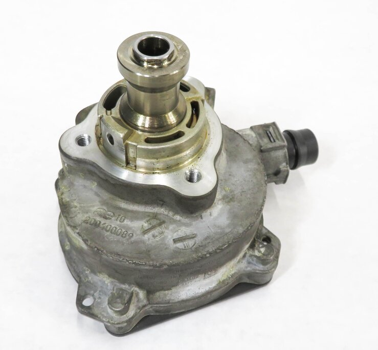 Thumbnail 2: 2007-2013 BMW Z4 128i 323i X3 328i 528i X5 (E87 E90 E60 F25 E70 E89) VACUUM PUMP