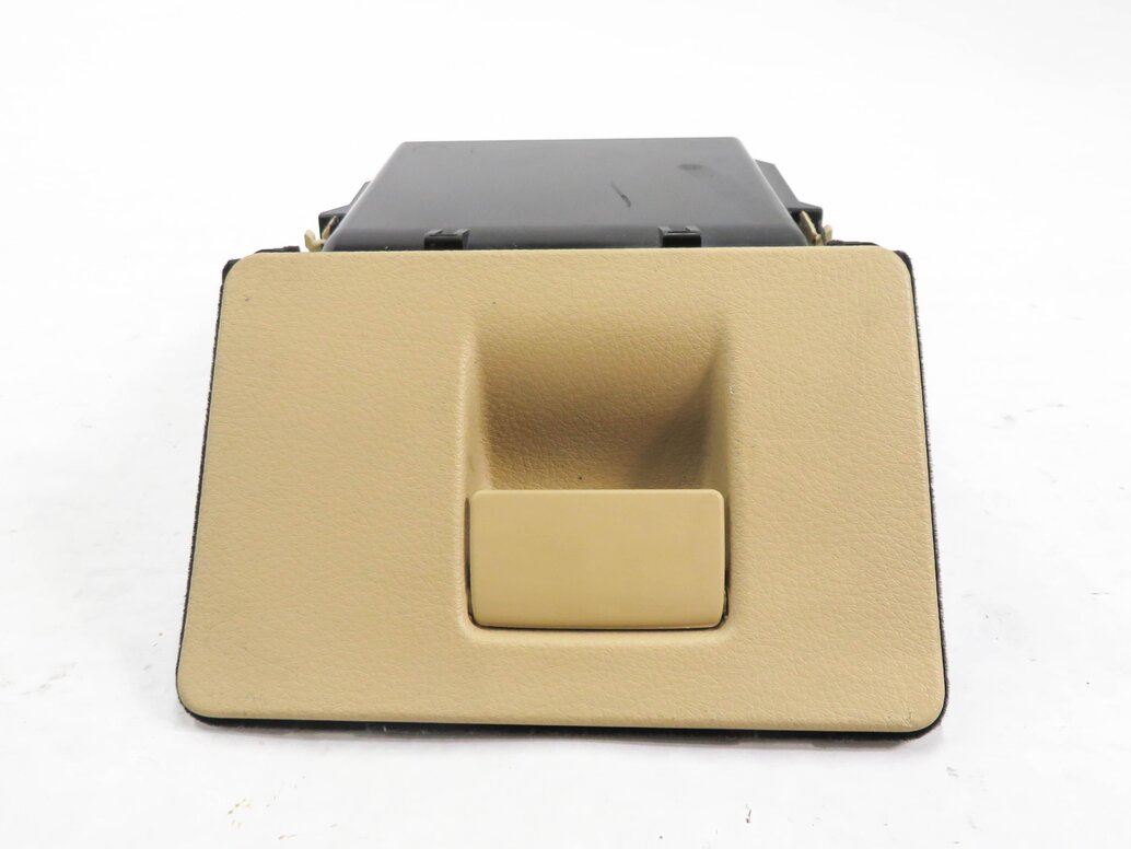 Thumbnail 2: 2011 BMW 550iGT (F07) FRONT DASH RETRACTABLE COIN TRAY STORAGE COMPARTMENT BEIGE