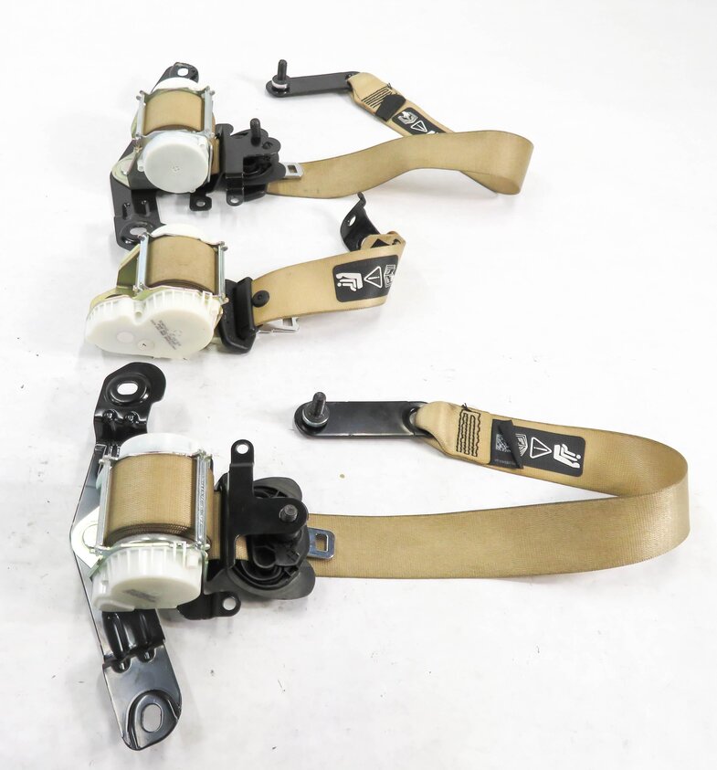 Thumbnail 3: 2011 BMW 550iGT (F07) REAR SEAT SEATBELT BUCKLE RETRACTOR SET-3 (BEIGE)