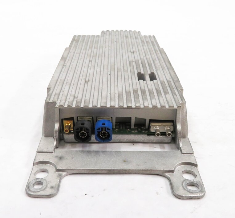 Thumbnail 3: 2011 BMW 550iGT (F07) CELL PHONE MEDIA BLUETOOTH COMMUNICATION TELEMATICS COMBOX