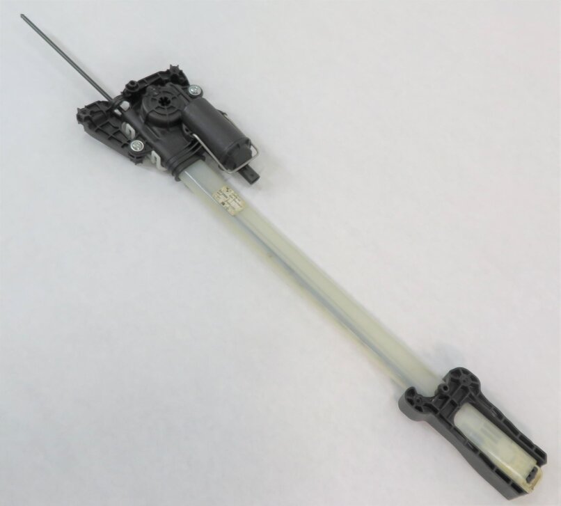 2010-2017 BMW 535iGT 550iGT (F07) LEFT REAR DOOR WINDOW SHADE REGULATOR w/ MOTOR