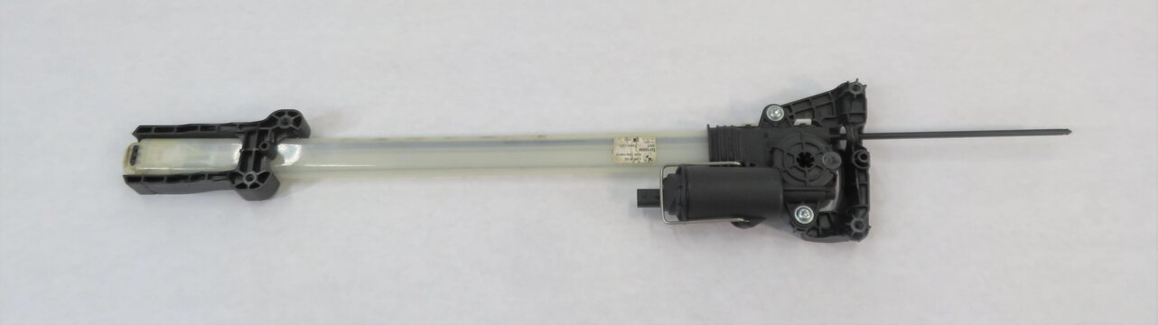 Thumbnail 4: 2010-2017 BMW 535iGT 550iGT (F07) LEFT REAR DOOR WINDOW SHADE REGULATOR w/ MOTOR