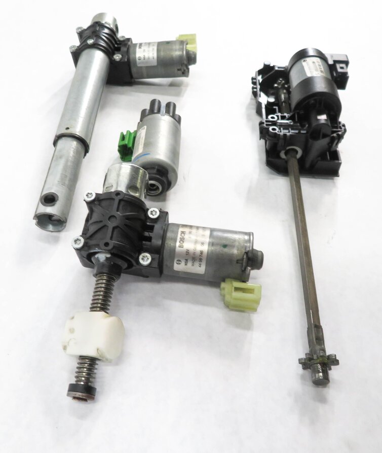 Thumbnail 4: 2011 BMW 550iGT (F07) LEFT FRONT DRIVER POWER ADJUST SEAT MOTOR SET-4