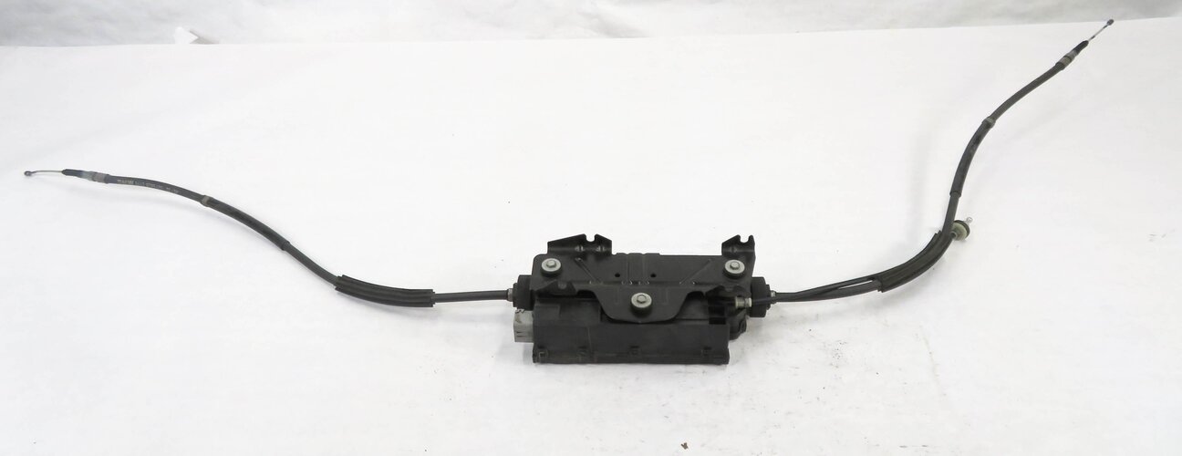 Thumbnail 3: 2011 BMW 550iGT (F07) EMERGENCY PARKING BRAKE ACTUATOR MOTOR w/ CABLES