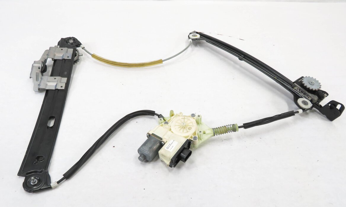Thumbnail 2: 2010-2017 BMW 535iGT 550iGT (F07) RIGHT SIDE REAR DOOR WINDOW REGULATOR w/ MOTOR