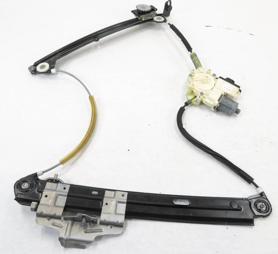 Thumbnail 3: 2010-2017 BMW 535iGT 550iGT (F07) RIGHT SIDE REAR DOOR WINDOW REGULATOR w/ MOTOR