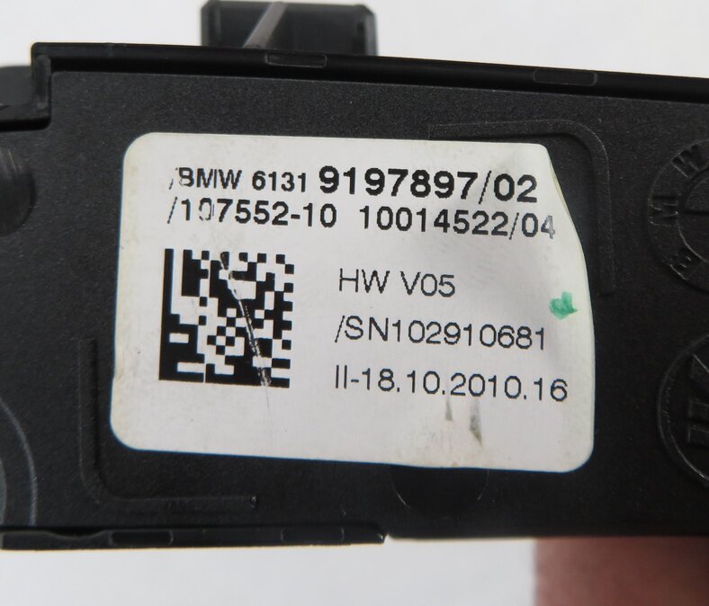 Thumbnail 7: 2011 BMW 550iGT (F07) FRONT CONSOLE PDC SPORT MODE TRACTION CONTROL SWITCH PANEL