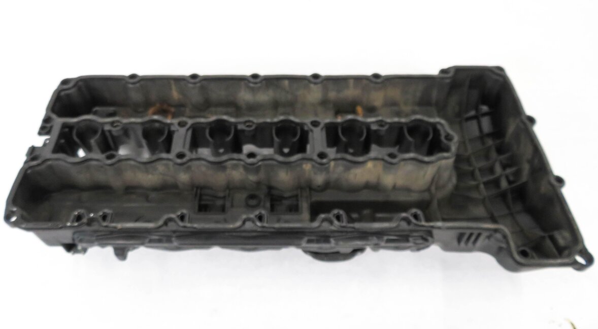 Thumbnail 6: 07-16 BMW 335i 535i 740i X6 Z4 (E60 E90) 3.0L N54 TWIN TURBO ENGINE VALVE COVER