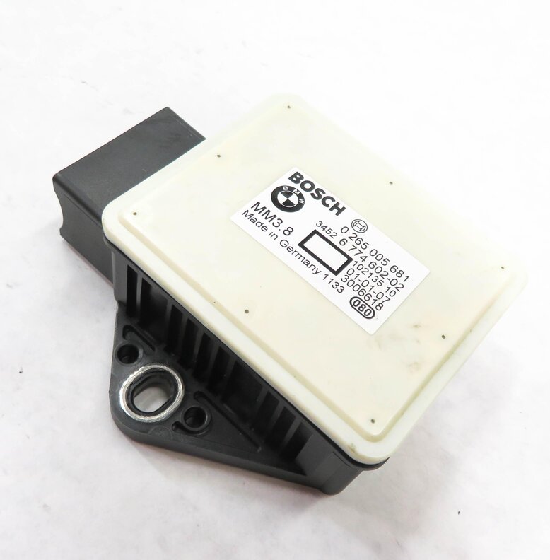 Thumbnail 1: 2007 BMW 328i (E90) YAW SPEED ACCELERATION TURN RATE ROTATION STABILITY SENSOR