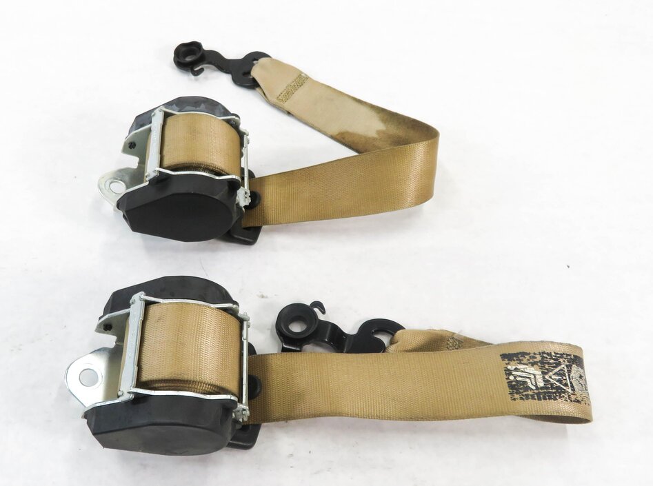 Thumbnail 3: 2008 BMW X5 (E70) LEFT & RIGHT 3rd THIRD ROW SEATBELT RETRACTOR SET-2 (BEIGE)