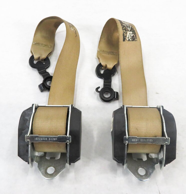 Thumbnail 4: 2008 BMW X5 (E70) LEFT & RIGHT 3rd THIRD ROW SEATBELT RETRACTOR SET-2 (BEIGE)