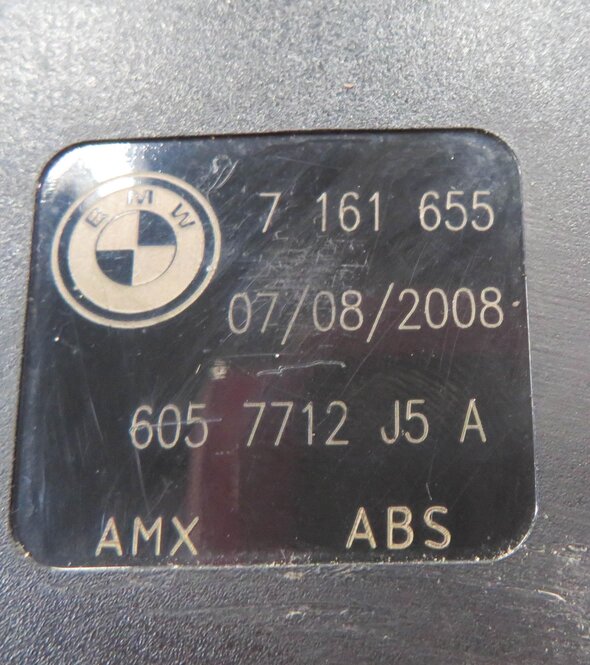 Thumbnail 5: 2008 BMW X5 (E70) LEFT & RIGHT REAR 3rd THIRD ROW SEATBELT BUCKLE RECEIVERS