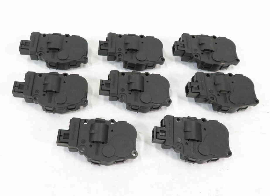 Thumbnail 2: 2008 BMW 335i (E90) HEATER A/C BLEND DOOR SERVO ACTUATOR MOTOR SET-8