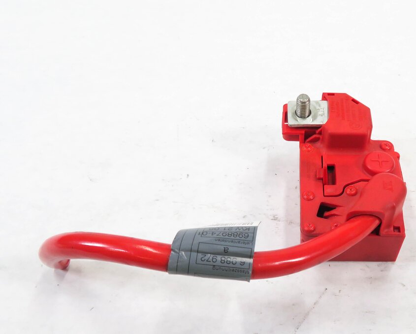Thumbnail 3: 2008 BMW 335i (E90) POSITIVE BATTERY CABLE SRS BLOWOUT (CUT END)