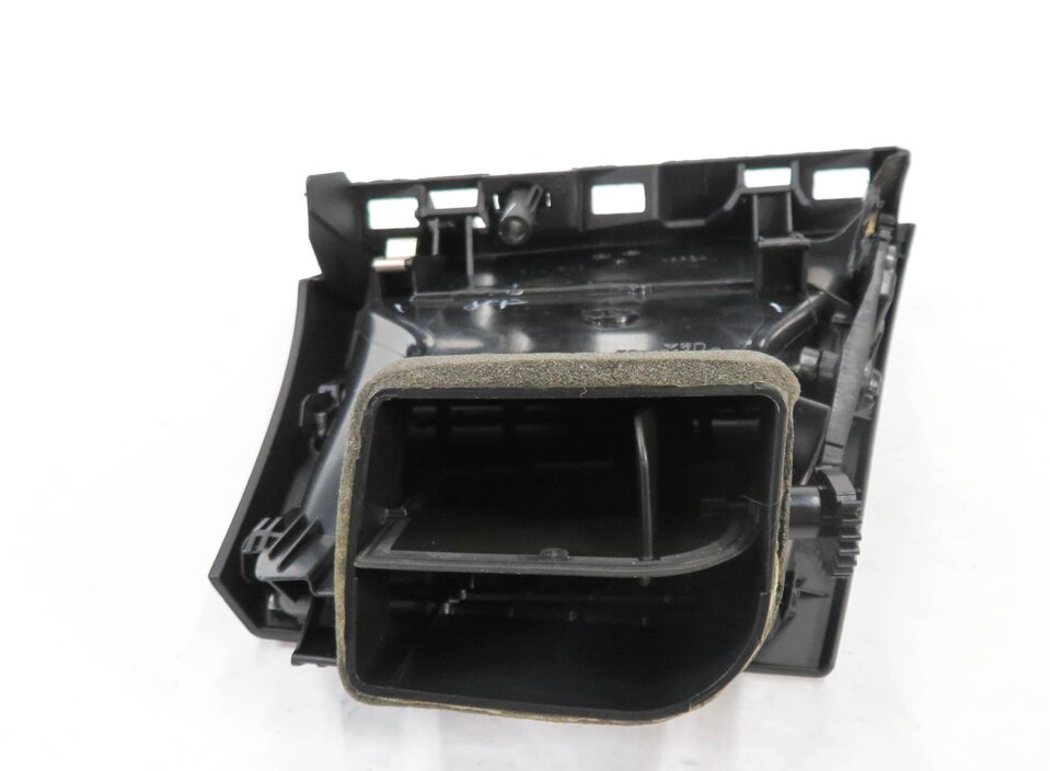 Thumbnail 4: 2008 BMW X5 (E70) LEFT FRONT DRIVER DASH HEATER A/C AIR VENT