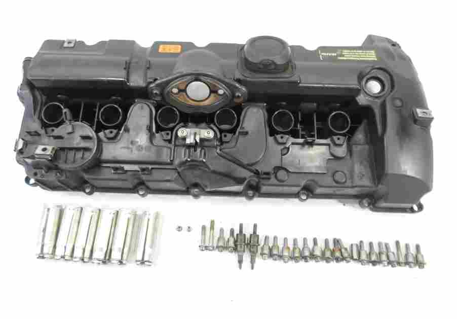 07-13 BMW 128i 328i 528i X3 X5 Z4 (E87 E90 E83 E89) 3.0L ENGINE VALVE COVER