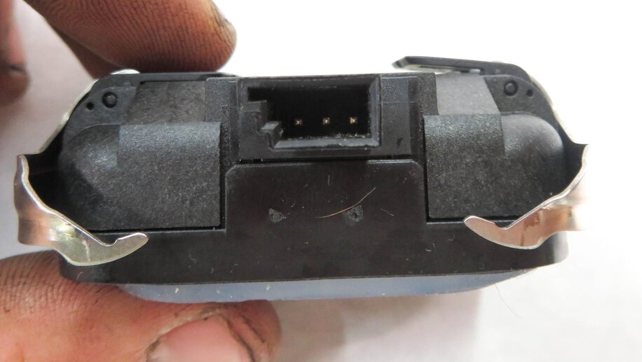 Thumbnail 5: 10-16 RANGE ROVER / SPORT LR2 LR4 (L320 L322) RAIN LIGHT SOLAR WATER SENSOR RLS