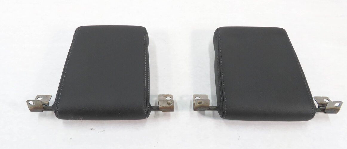 Thumbnail 2: 2012 LAND ROVER LR4 REAR 3rd THIRD ROW (BLACK LEATHER) HEADREST SET-2