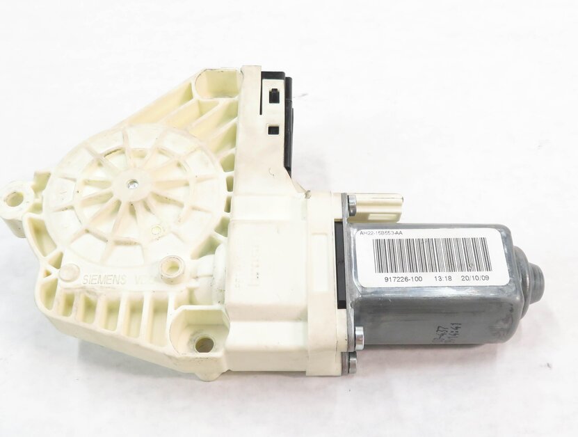 Thumbnail 2: 2010-2016 RANGE ROVER SPORT (L320) LR4 - LEFT FRONT DRIVER DOOR WINDOW MOTOR