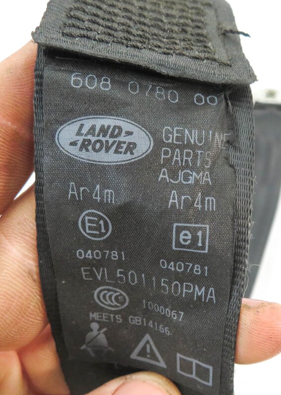 Thumbnail 6: 2010 RANGE ROVER SPORT (L320) CENTER 2nd SECOND ROW SEATBELT RETRACTOR (BLACK)
