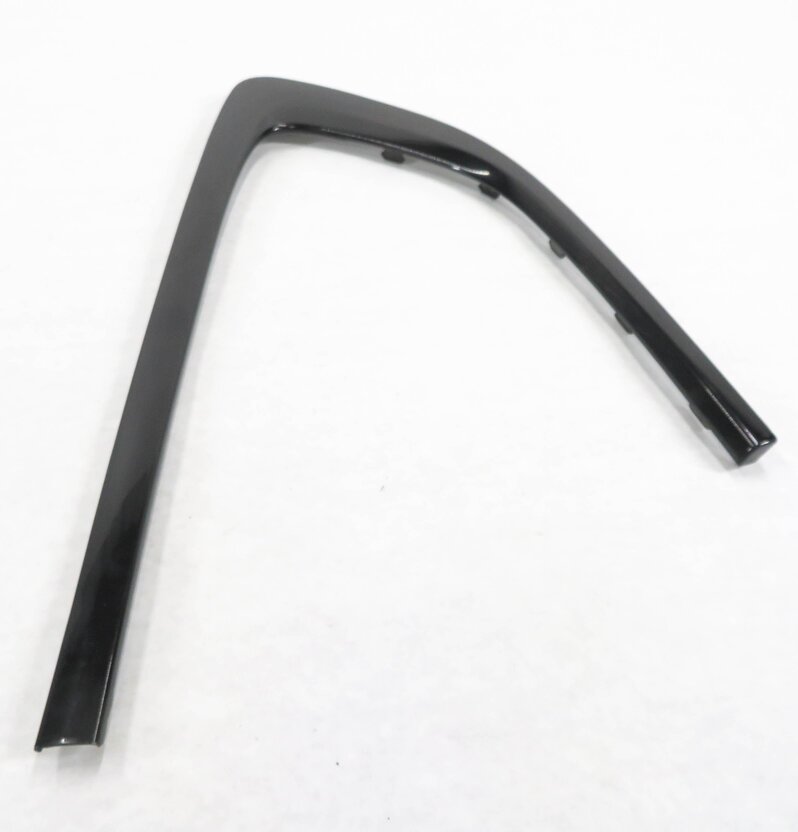 Thumbnail 4: 2011 BMW 535iGT (F07) RIGHT REAR QUARTER WINDOW GLASS WINDOW TRIM PIECE (BLACK)