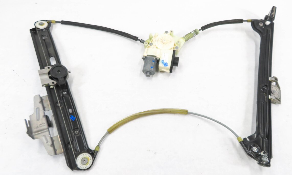 Thumbnail 3: 2010-2017 BMW 535iGT 550iGT (F07) RIGHT SIDE REAR DOOR WINDOW REGULATOR w/ MOTOR