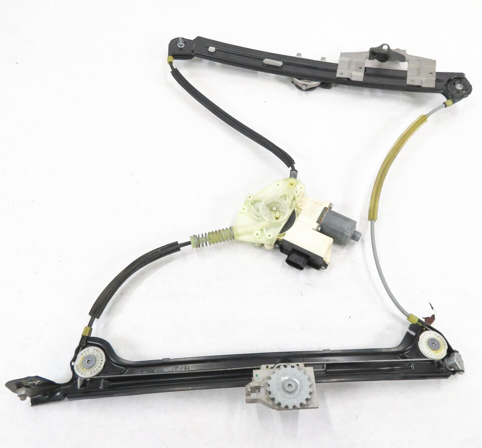 Thumbnail 5: 2010-2017 BMW 535iGT 550iGT (F07) RIGHT SIDE REAR DOOR WINDOW REGULATOR w/ MOTOR