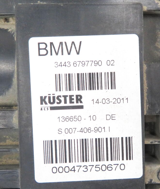 Thumbnail 7: 2011 BMW 535iGT (F07) EMERGENCY ELECTRIC PARKING BRAKE ACTUATOR MOTOR w/ CABLES