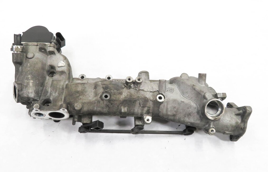 Thumbnail 2: 07-09 MB E320 GL320 ML320 R320 (X164 W164 W251) 3.0L OM642 DIESEL LEFT MANIFOLD