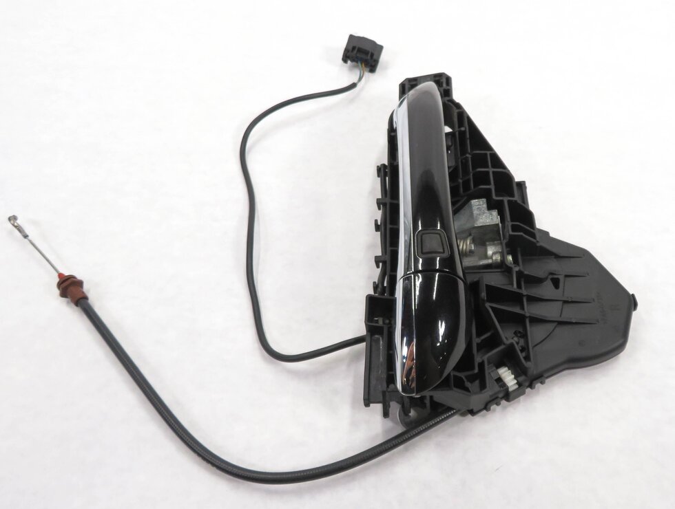 Thumbnail 3: 2008 MERCEDES BENZ GL320 (X164) RIGHT FRONT PASSENGER DOOR HANDLE (BLACK 197U)