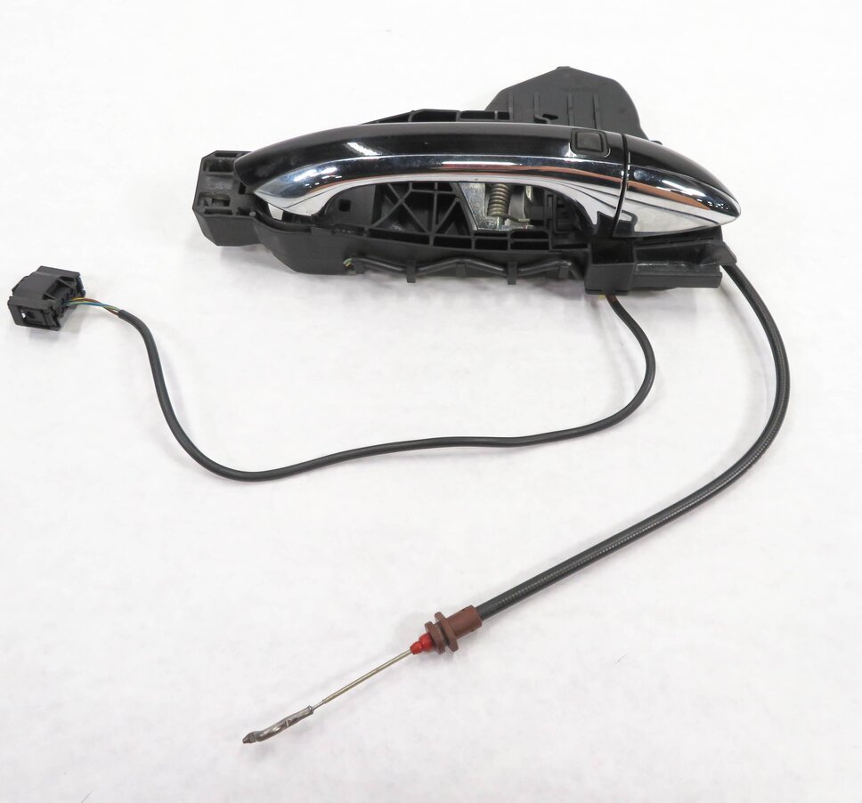 Thumbnail 4: 2008 MERCEDES BENZ GL320 (X164) RIGHT FRONT PASSENGER DOOR HANDLE (BLACK 197U)