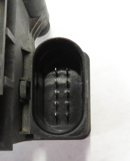 Thumbnail 5: 2008 MERCEDES BENZ GL320 (X164) AIR SUSPENSION PRESSURE RELIEF VALVE BLOCK