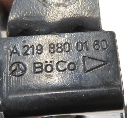 Thumbnail 7: 2008 MERCEDES BENZ GL320 (X164) FRONT HOOD LID LOWER LOCK LATCH SET-2 w/ CABLE