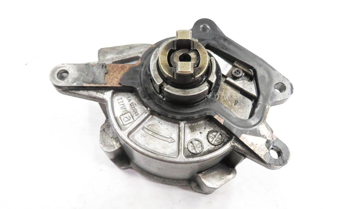 Thumbnail 4: 08-13 MB E320 E350 GL320 GL350 ML320 ML350 R350 3.0L OM642 DIESEL VACUUM PUMP