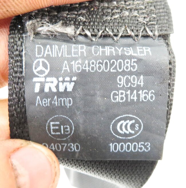 Thumbnail 6: 08 MERCEDES BENZ GL320 (X164) RIGHT REAR 2nd SECOND ROW SEATBELT RETRACTOR BLACK