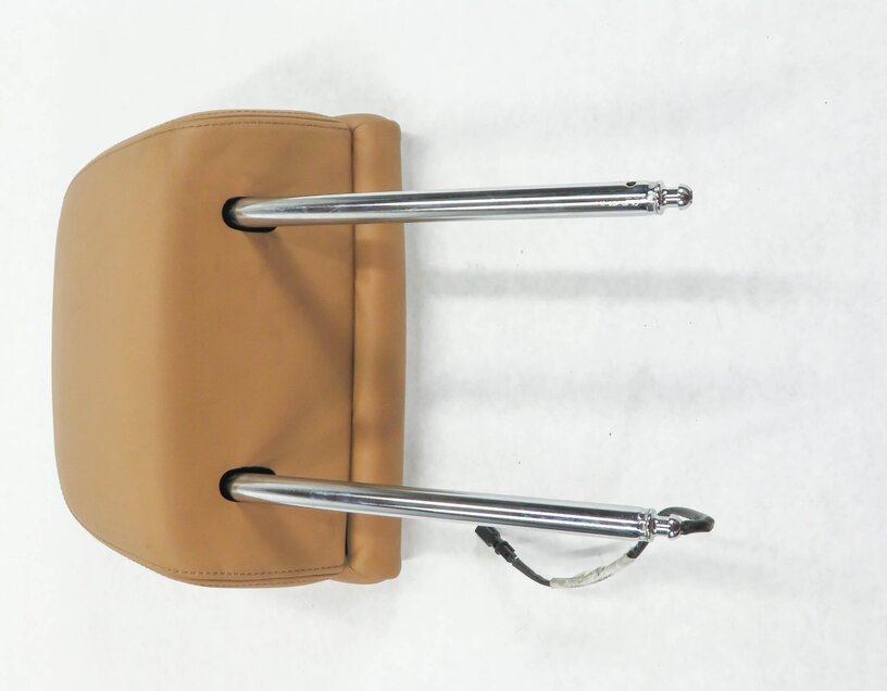 Thumbnail 5: 2011 BMW 740i (F01) RIGHT FRONT PASSENGER ELECTRIC COMFORT HEADREST (BROWN)