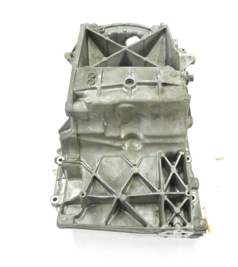 Thumbnail 3: 2006-2009 RANGE ROVER (L322) 4.2L SC / 4.4L V8 ENGINE MOTOR OIL FLUID PAN SUMP