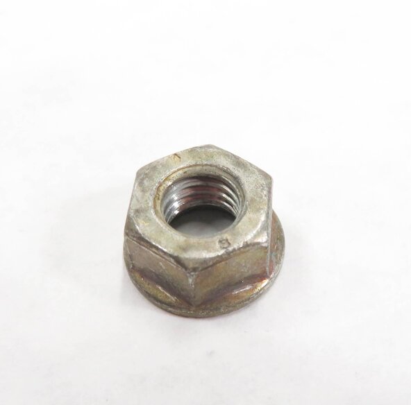 Thumbnail 8: 2011 BMW X5 (E70) POST TERMINAL POSITIVE BATTERY CABLE (SRS) BLOWOUT