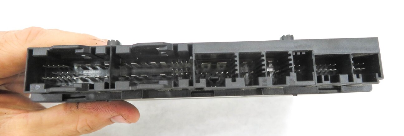 Thumbnail 5: 2009-2010 BMW 750i 760i (F01) FRONT COMFORT SEAT MEMORY CONTROL MODULE COMPUTER