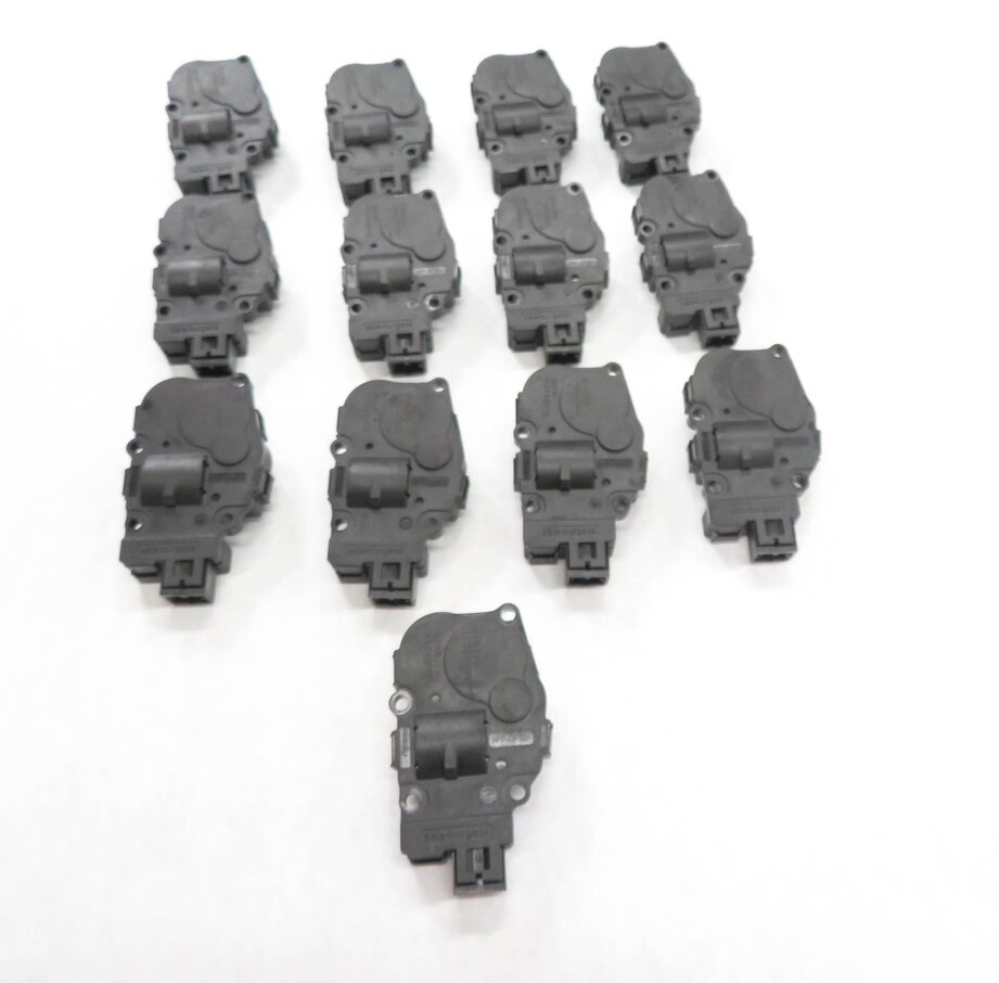 Thumbnail 3: 2009 BMW 750i (F01) HEATER A/C BLEND DOOR SERVO ACTUATOR MOTOR SET-13