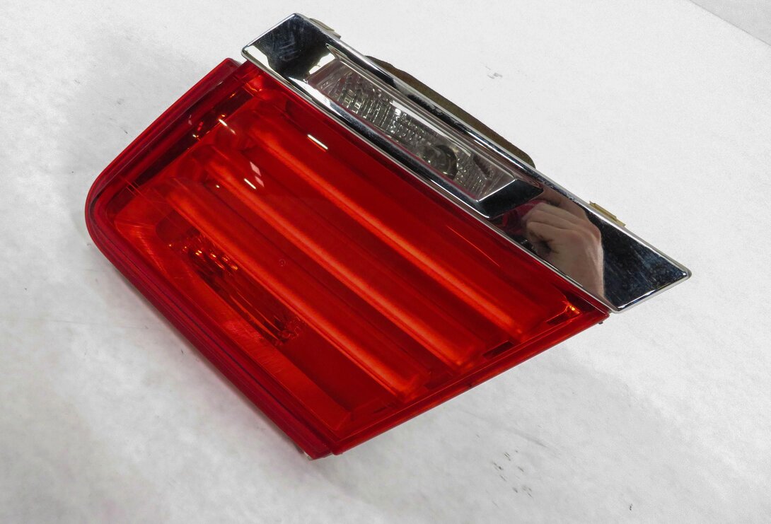 09-12 BMW 740i 750i 760i B7 (F01) RIGHT PASSENGER REAR TRUNK LID TAILLIGHT LAMP