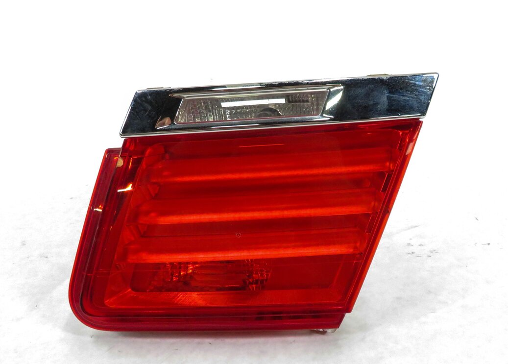 Thumbnail 4: 09-12 BMW 740i 750i 760i B7 (F01) RIGHT PASSENGER REAR TRUNK LID TAILLIGHT LAMP