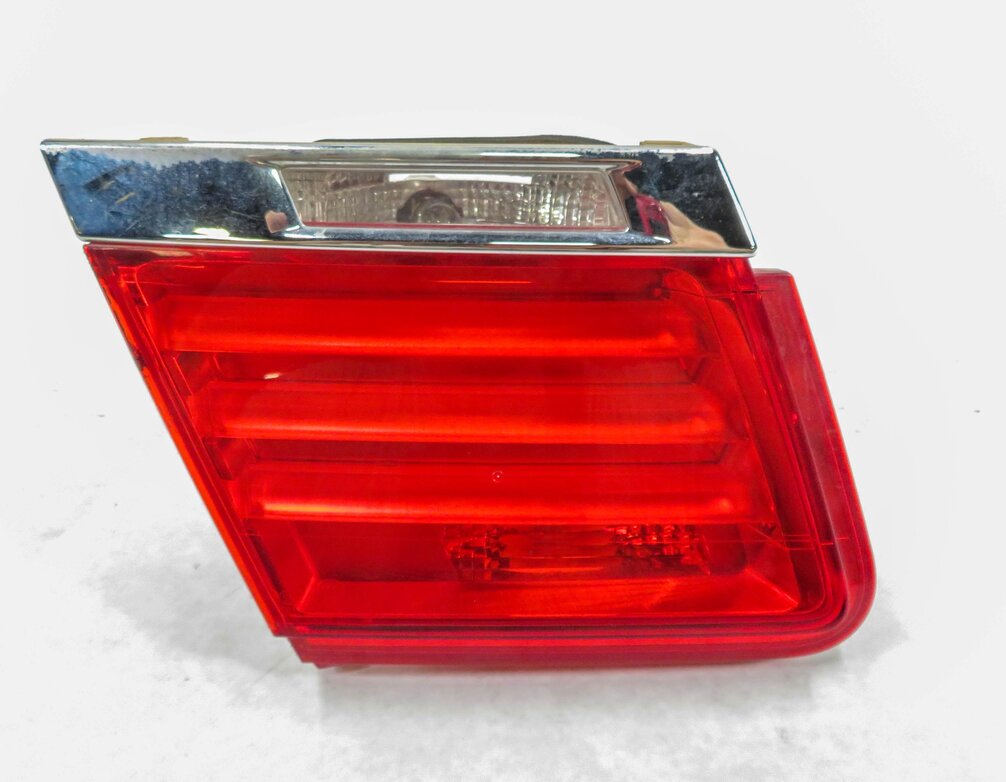 Thumbnail 3: 09-12 BMW 740i 750i 760i B7 (F01) LEFT SIDE REAR TRUNK LID TAILLIGHT LIGHT LAMP