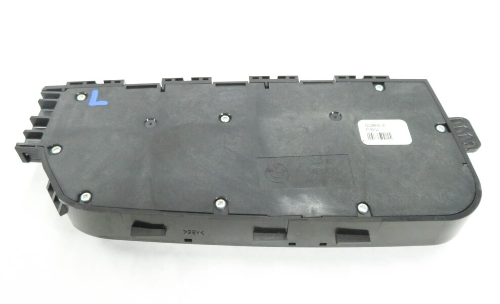 Thumbnail 5: 2012 BMW 335i (F30) LEFT FRONT DRIVER POWER MEMORY SEAT ADJUST CONTROL SWITCH