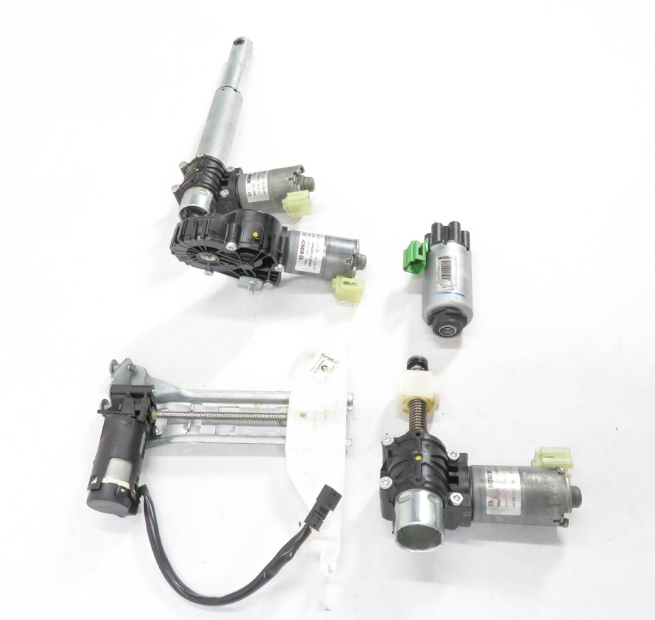 Thumbnail 4: 2012 BMW 528i (F10) RIGHT FRONT PASSENGER POWER SEAT ADJUST MOTOR SET-5
