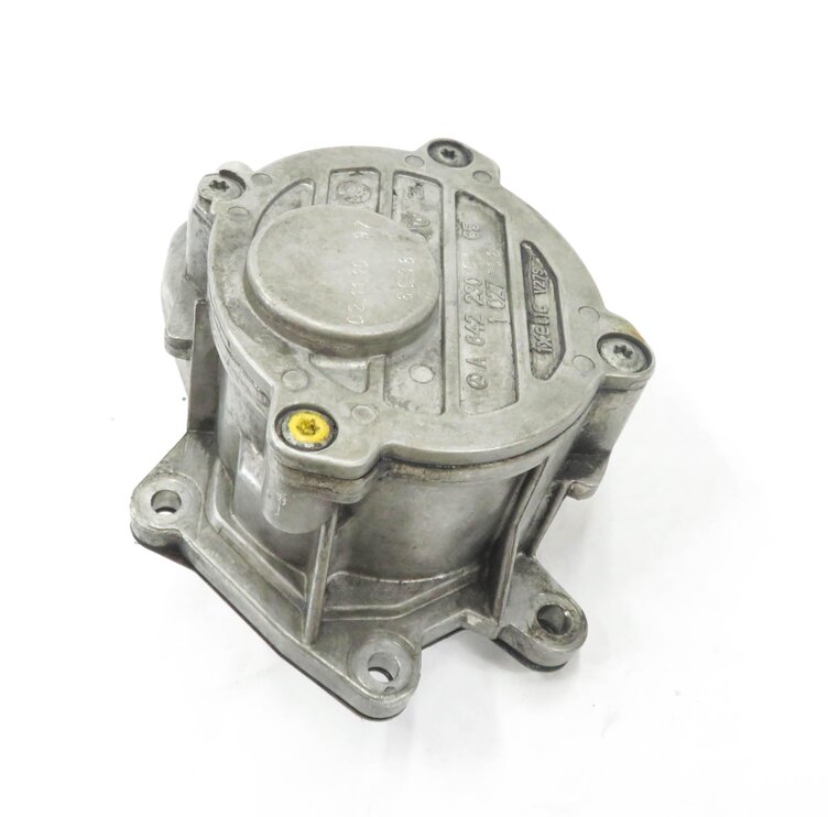 Thumbnail 3: 08-13 MB E320 E350 GL320 GL350 ML320 ML350 R350 3.0L OM642 DIESEL VACUUM PUMP