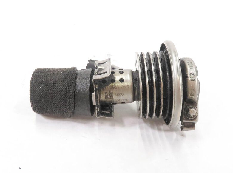 Thumbnail 3: 2011 MB ML350 (W164) 3.0L OM642 DIESEL ENGINE DEF SCR EMISSION FLUID INJECTOR